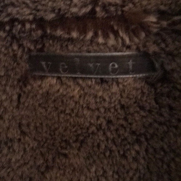 Leather fur brow vest - Picture 4 of 5